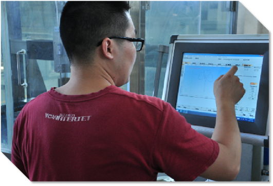 Nueva cortadora de chorro de agua controlada por microcomputadora para corte en bisel