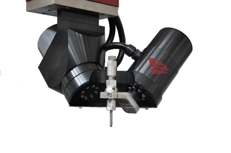 Nueva cortadora de chorro de agua controlada por microcomputadora para corte en bisel