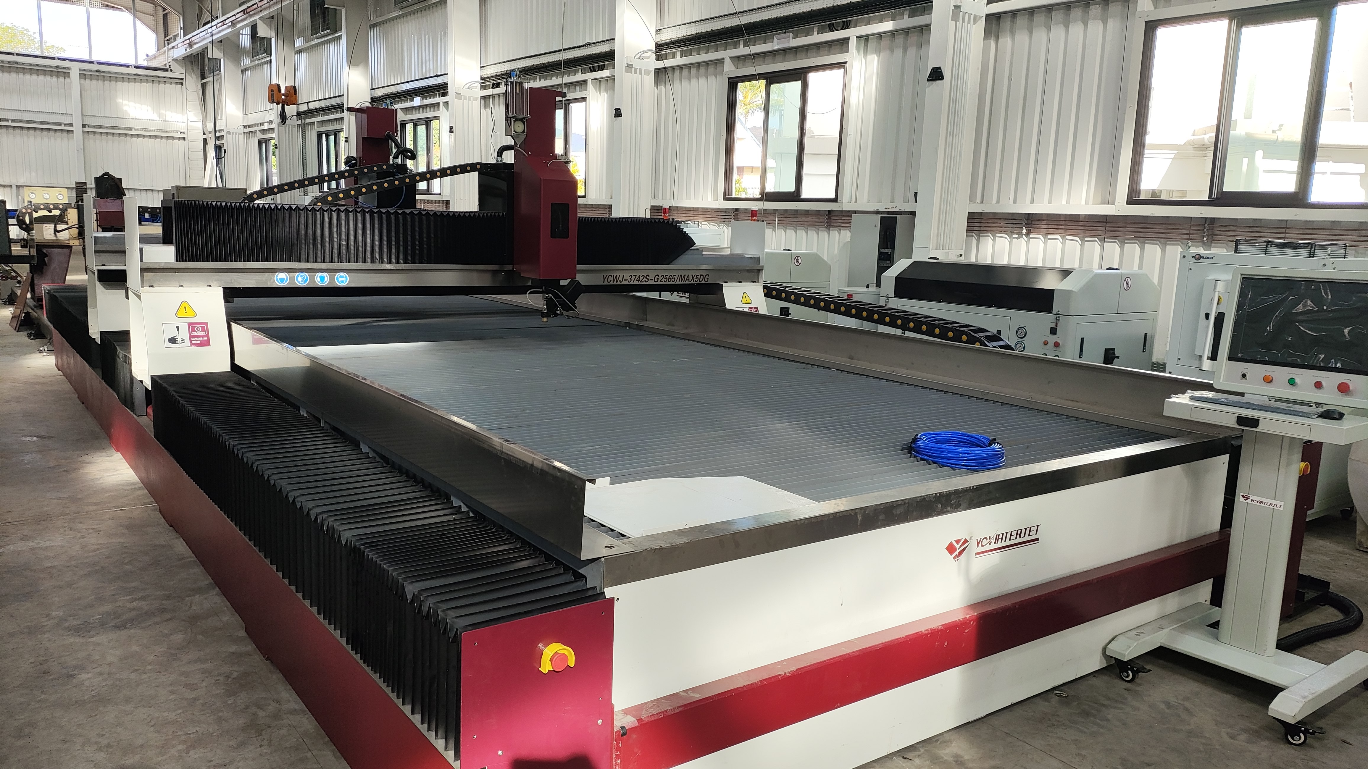 YCWJ-3742S-G2565/MAX5DG