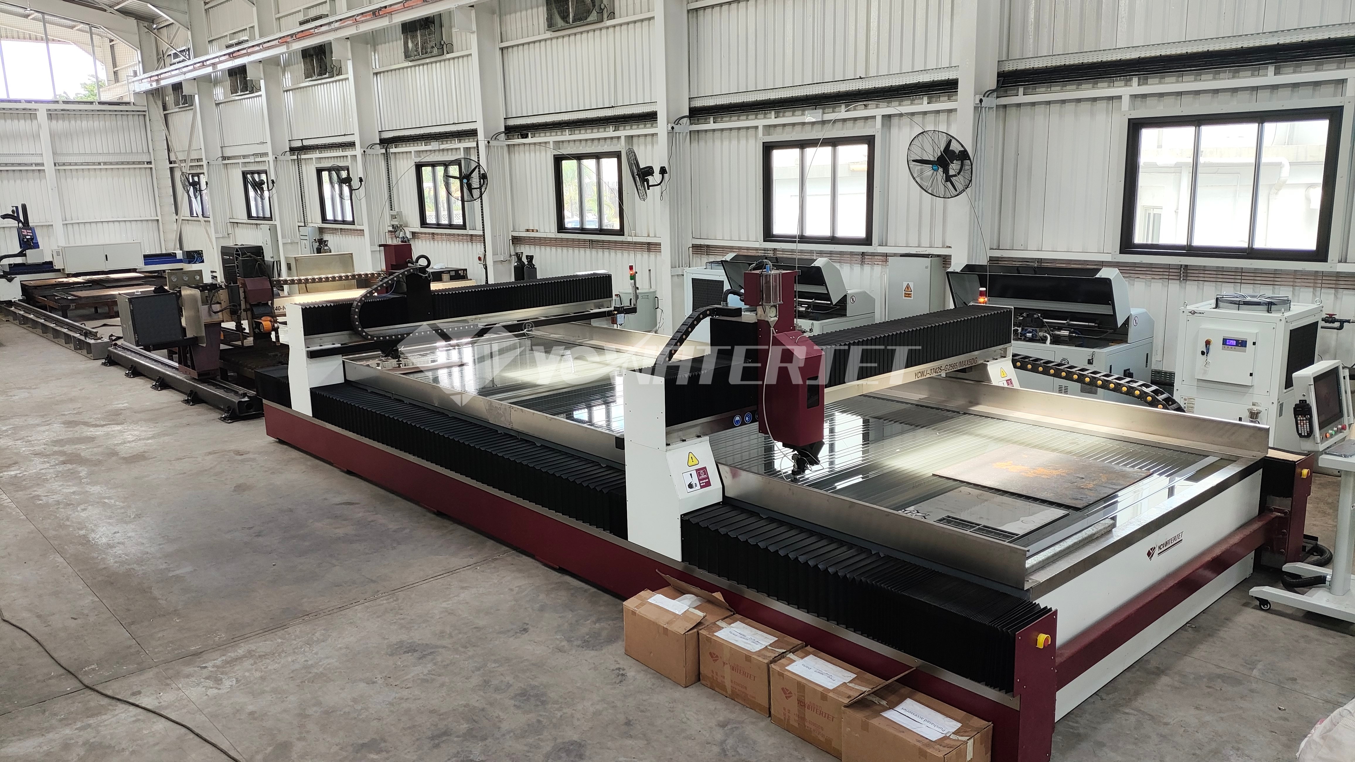 Mesa por chorro de agua de 5 ejes1