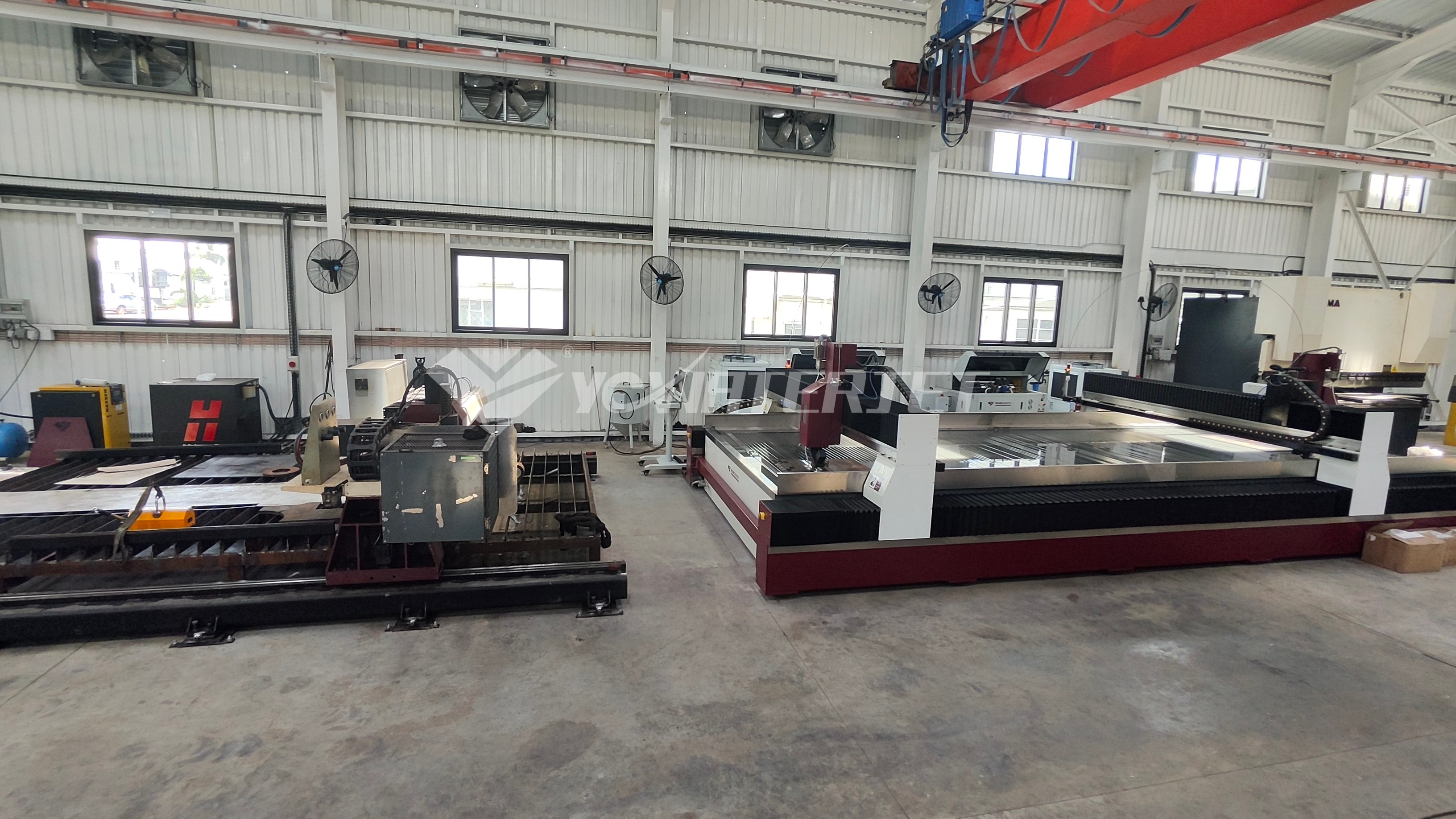 Waterjet nuevo y antiguo en Mauricio 