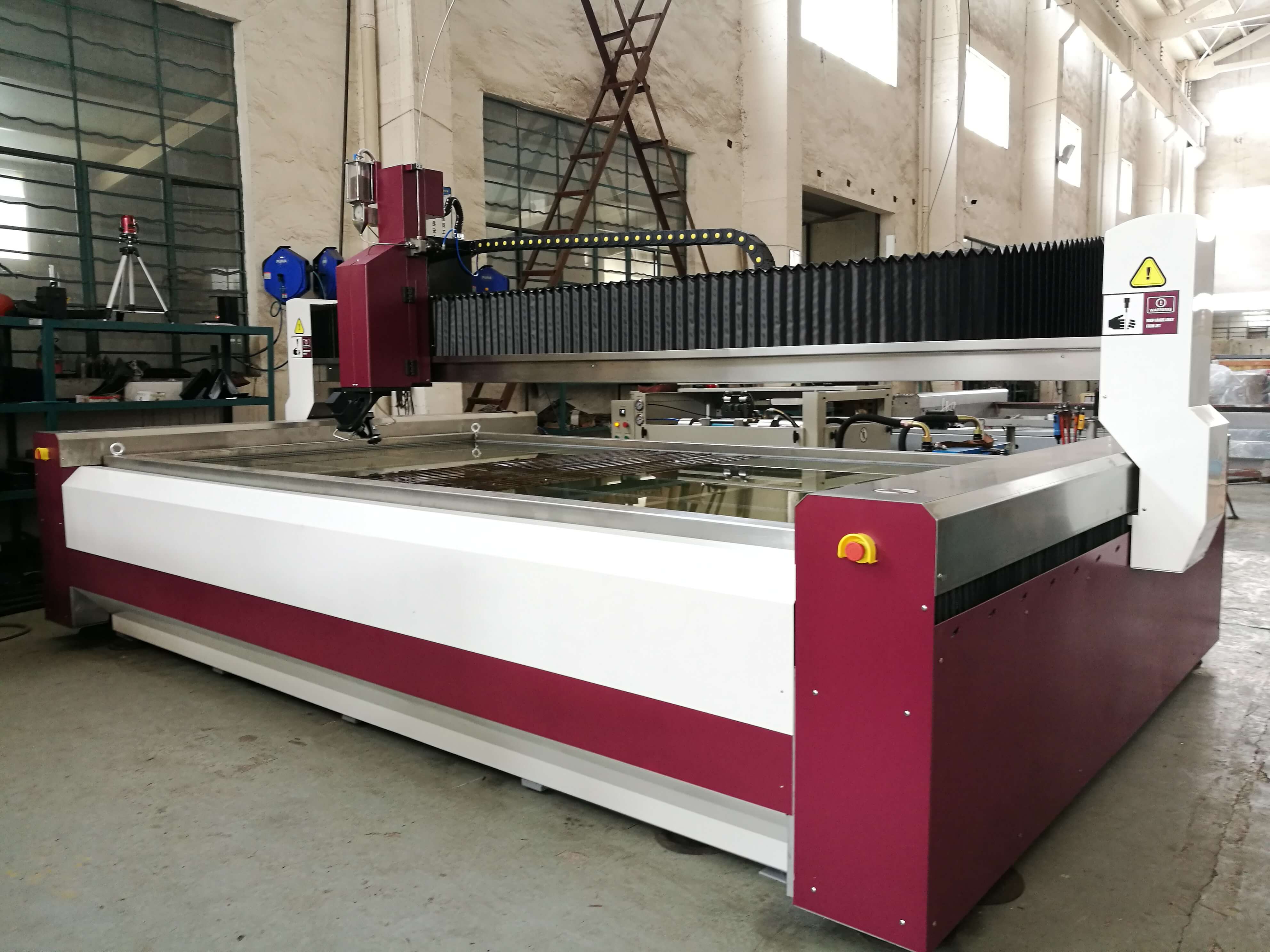 L3015 Corte por chorro de agua 3D