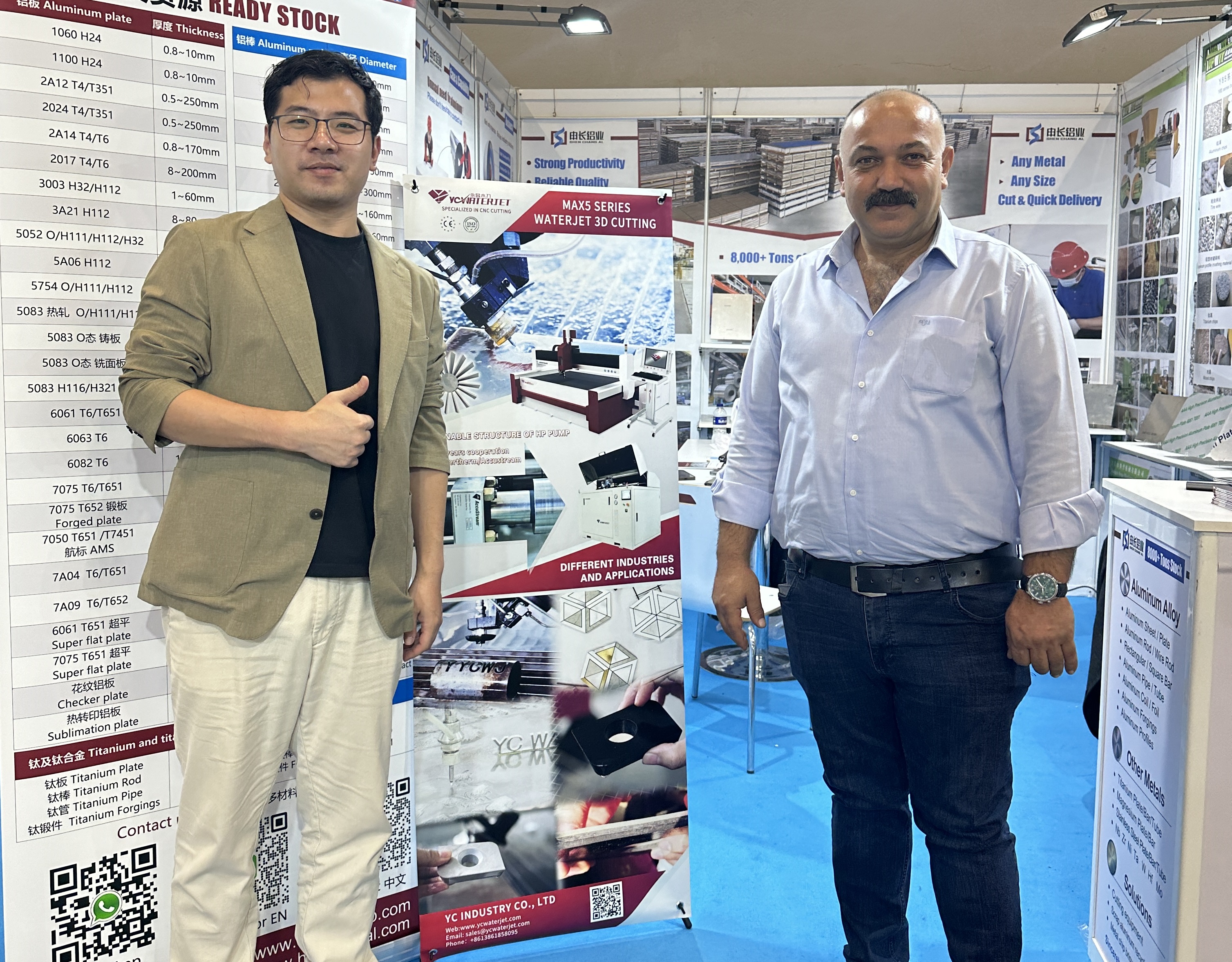 Foto del grupo de clientes