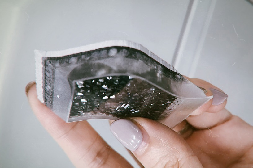 ¿Qué máquina se utiliza para cortarlo para decoración?